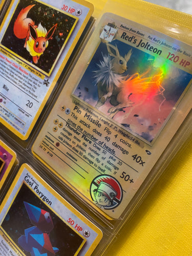 RED JOLTEON ASH KETCHUM GX EX VMAX  POKEMON CARD