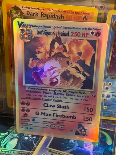 LEON GIGANTAMAX CHARIZARD GX EX VMAX  POKEMON CARD